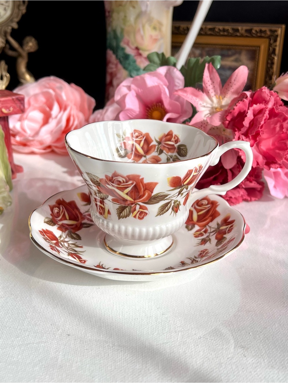 Vintage Royal Albert Bone china Rose Teacup & Saucer - Red Rose Pattern